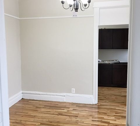 5th image of 110 Empire Blvd APT 8