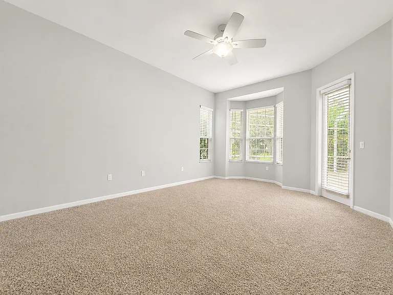 4625 Sweetmeadow Cir — Photo 27