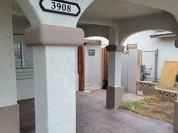 4th image of 3908 Montebello Ave