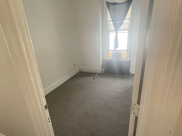 2nd floor den