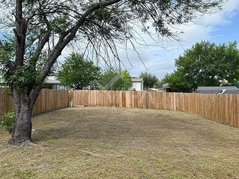 3713 Candlebluff Dr — Photo 20
