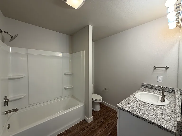 2911 Abbeville Ave — Photo 25