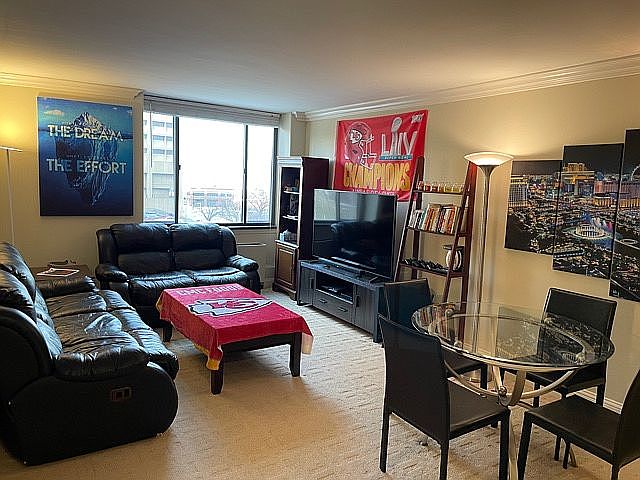 1st image of 700 E 8th St Unit 7D