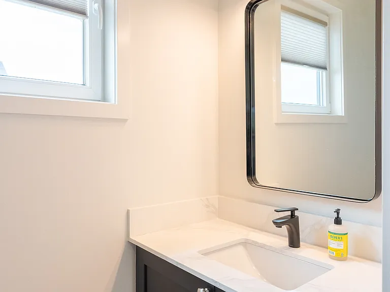 2889 W Graf St — Photo 11