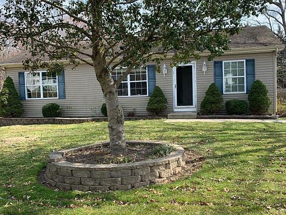 2nd image of 1429 Perrywood Dr