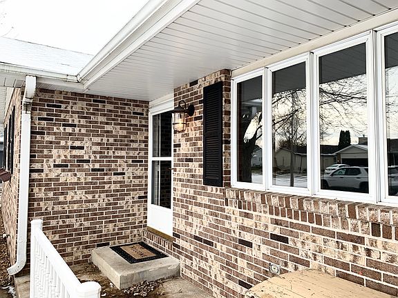 2nd image of 1285 Hartley Ave