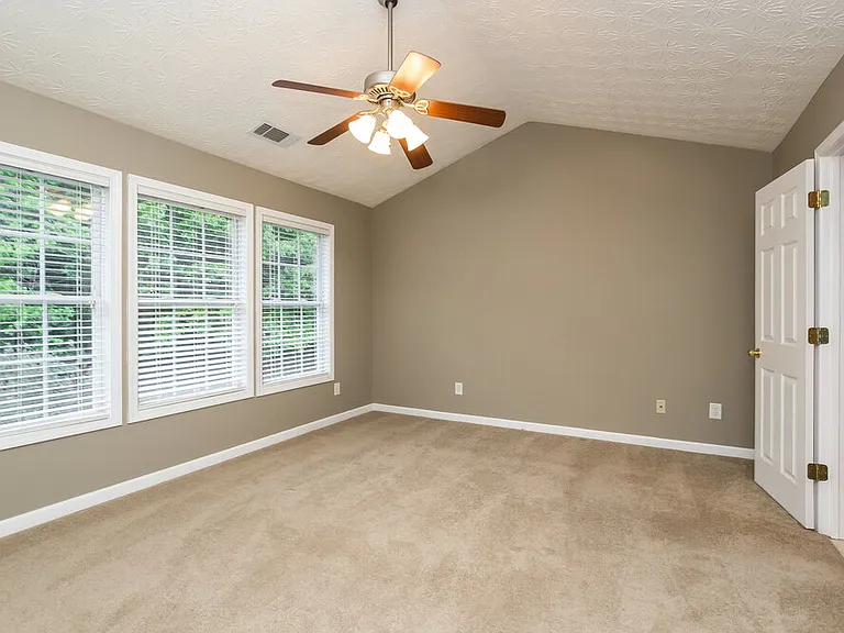 6739 Island Pointe Dr — Photo 11