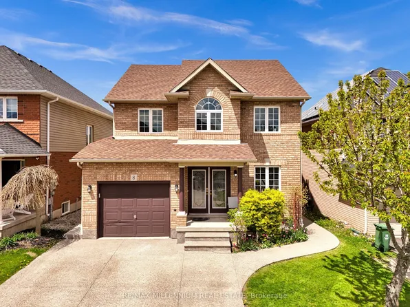 8 Bates Ave, Hamilton, ON L0R 1P0