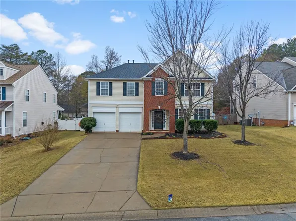 100 W Sundance Dr, Easley, SC 29642