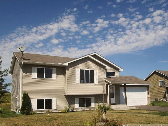 2nd image of 345 Fawn Meadows Way NE