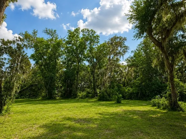 13483 County Road 10a, Wellborn, FL 32094