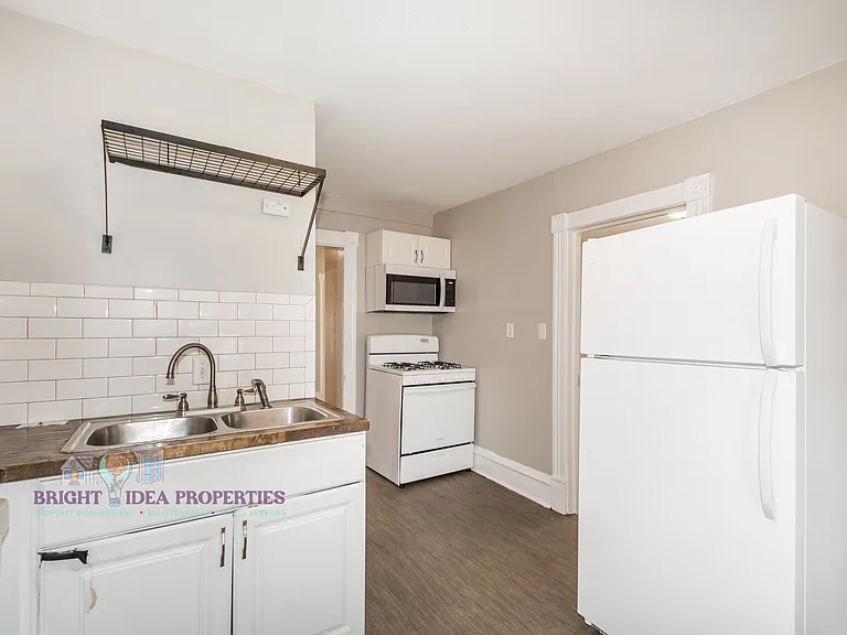 3322 Clinton Ave #2 — Photo 7