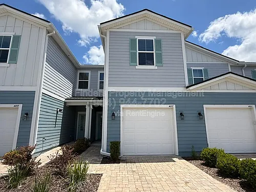 427 Brandon Lakes Dr Photo 1