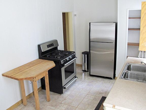 3rd image of 2901 S Kingshighway Blvd