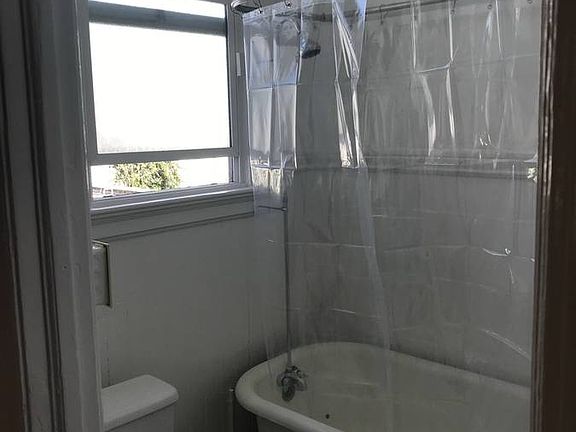 2nd image of 1618 Polk St APT 15