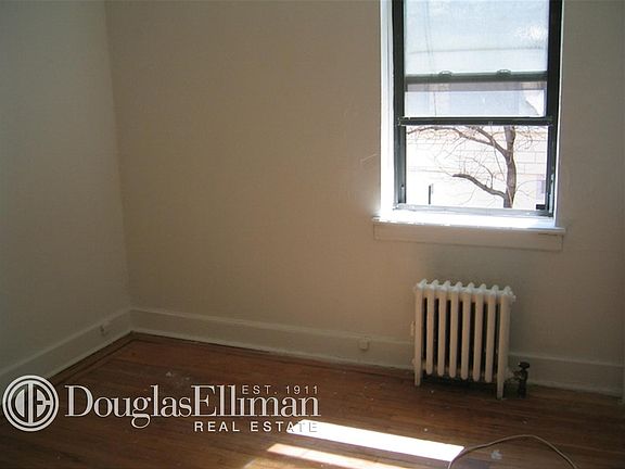 3rd image of 253 E 77th St APT 2A