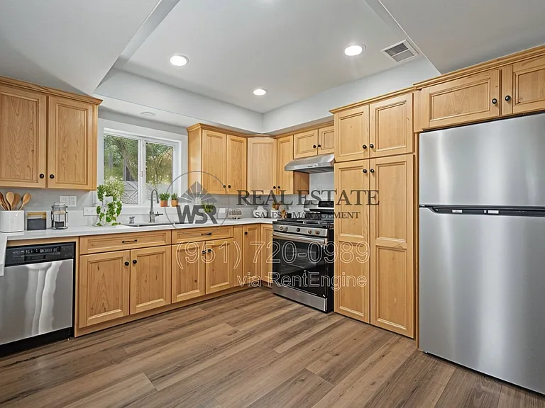 1030 E Brockton Ave #1 — Photo 10
