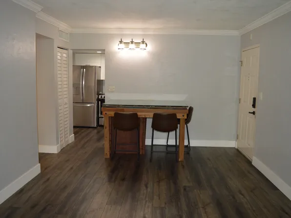 8611 SW 68th Ct APT 21, Miami, FL 33156