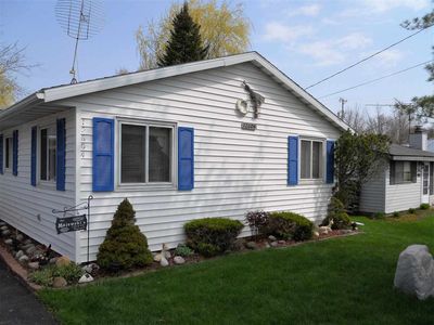 12604 E Houghton Lake Dr, Houghton Lake, MI, 48629