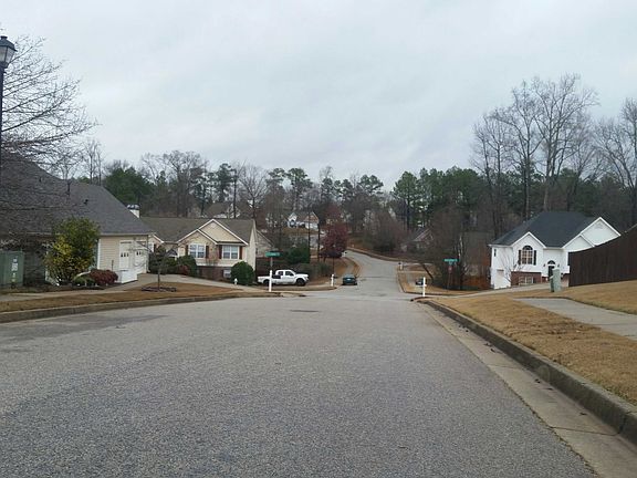 4th image of 1222 Eagles Pass