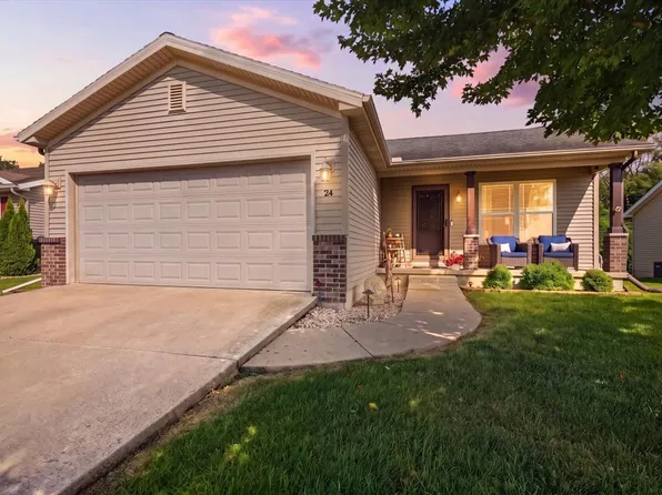 24 Winding Way, Bloomington, IL 61705