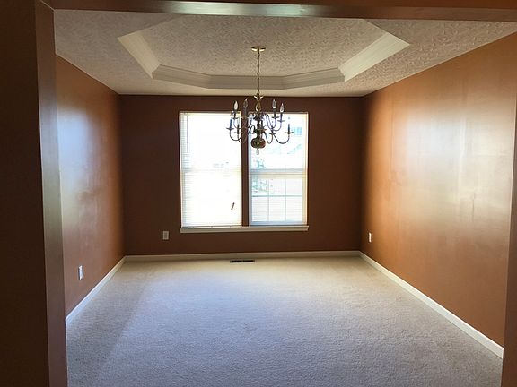4th image of 8203 Colyn Ct