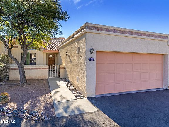 2nd image of 37 E Horizon Cir