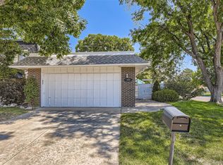 180 S Upham Ct, Lakewood, CO 80226