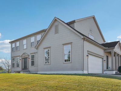 101 Stirling Way, Etna, OH, 43062