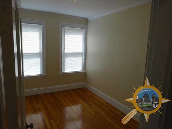 4th image of 57 Riverdale St #219