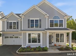 159 Colonial Rd #23, Stamford, CT 06906