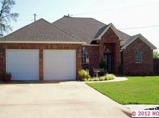 1505 Redwood Pl, Tahlequah, OK 74464