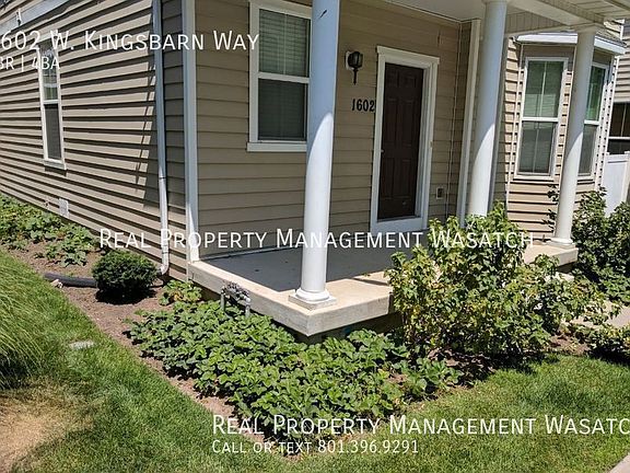 3rd image of 1602 W Kingsbarn Way