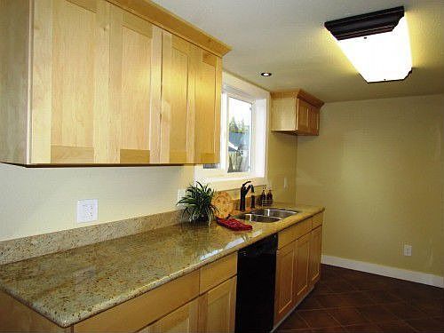 4th image of 5116 S Cushman Ave
