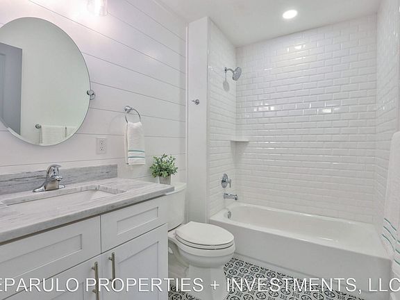 2nd image of 1812 Fernando Dr
