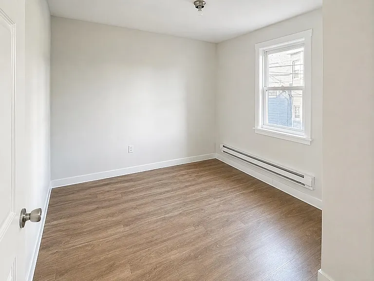 920 Broadway #2R — Photo 7