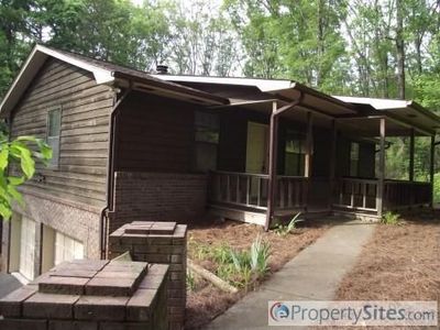 900 Spring View Dr, Lenoir City, TN, 37772