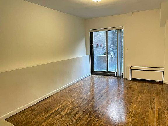 5th image of 153 E 88th St #Gg