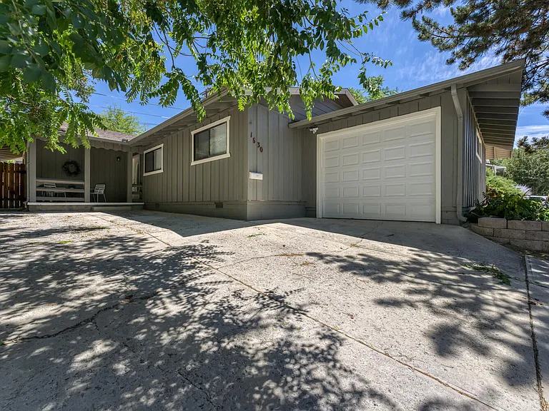 1630 Plumas St — Photo 1