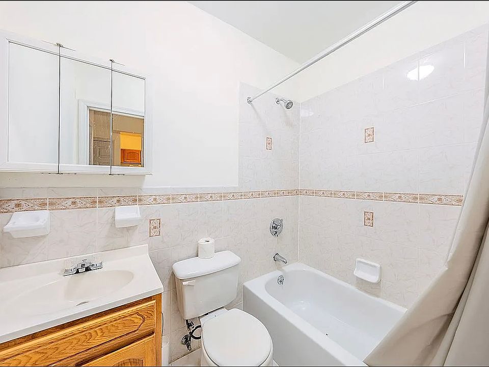 1st image of 177 Montauk Ave #1