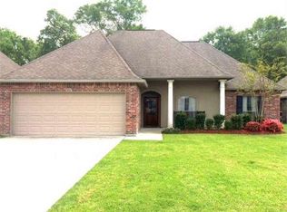 10166 Angela Dr, Denham Springs, LA 70706