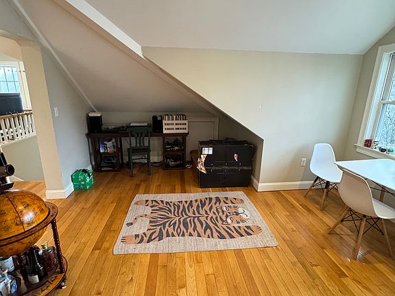 5th image of 27 Crosby Rd #3