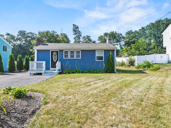 29 Hayes Rd, East Bridgewater, MA 02333