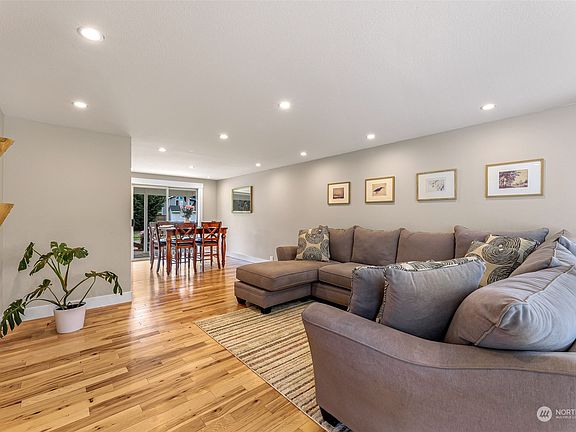 4th image of 12919 79th Avenue Ct E
