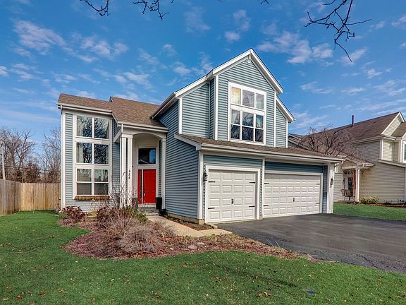 2nd image of 484 Fairfax Ln