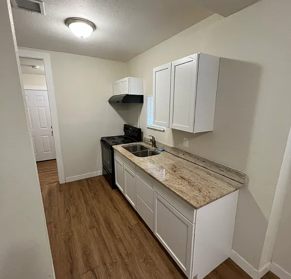 3313 Hueco Ave — Photo 10