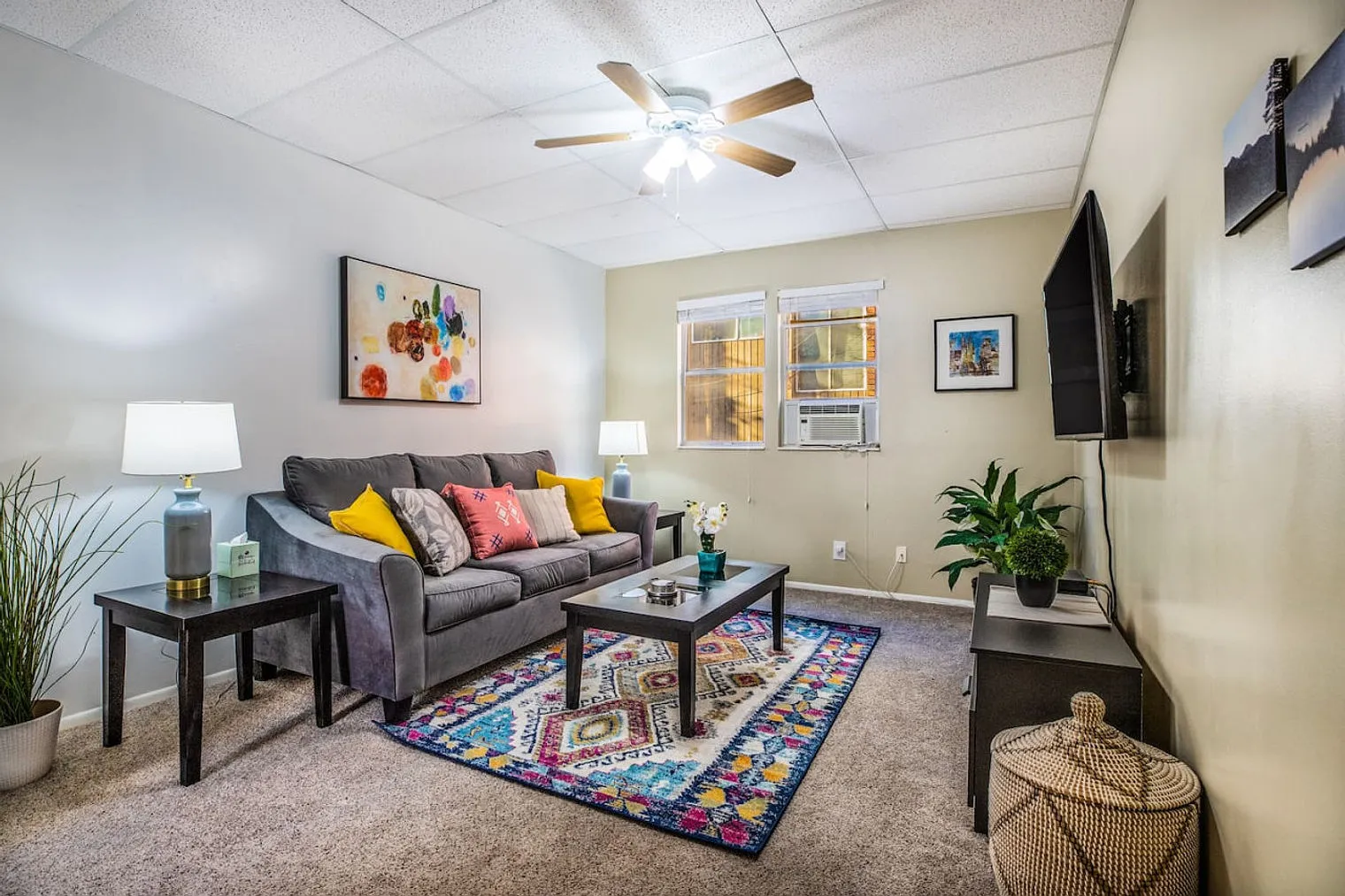 1 bed, 1.0 bath, 861 sqft, $2,389 — Photo 2