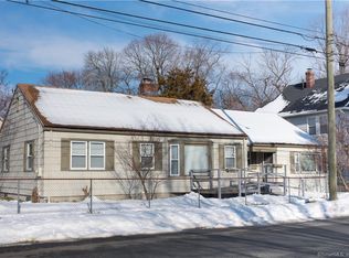 1720 Capitol Ave, Bridgeport, CT 06604