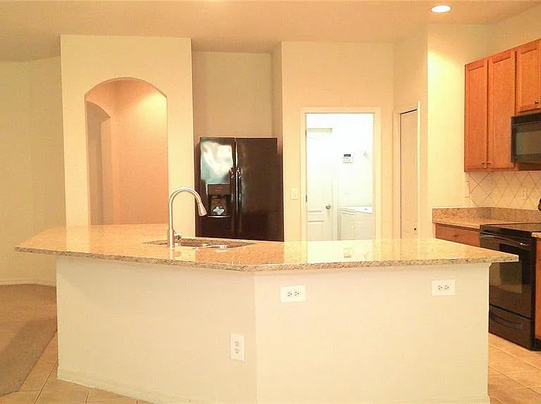 609 Cedar Waxwing Dr — Photo 15