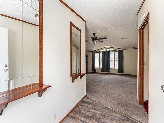 3rd image of 8960 SW 32nd Ter
